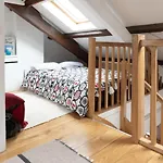 Duplex Design Close To Eiffel Tower View On Seine